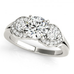 ENGAGEMENT RINGS 3 STONE ROUND