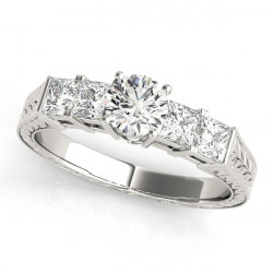 ENGAGEMENT RINGS ANTIQUE