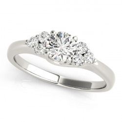 ENGAGEMENT RINGS CLUSTER SIDES