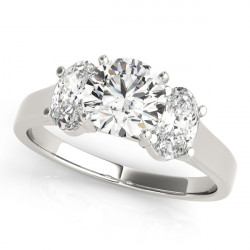 ENGAGEMENT RINGS 3 STONE OVAL