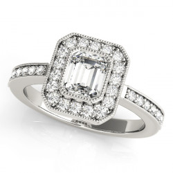ENGAGEMENT RINGS HALO EMERALD