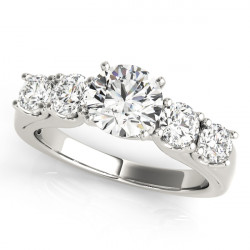 ENGAGEMENT RINGS SINGLE ROW PRONG SET