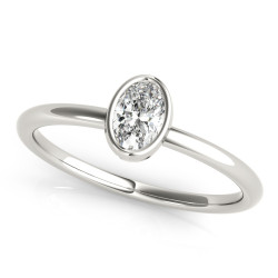 OVAL SOLITAIRE STACKABLE